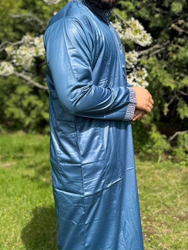 Thobe Al Jadeed Crescent Blue Al-Hilali | Modern Elegance