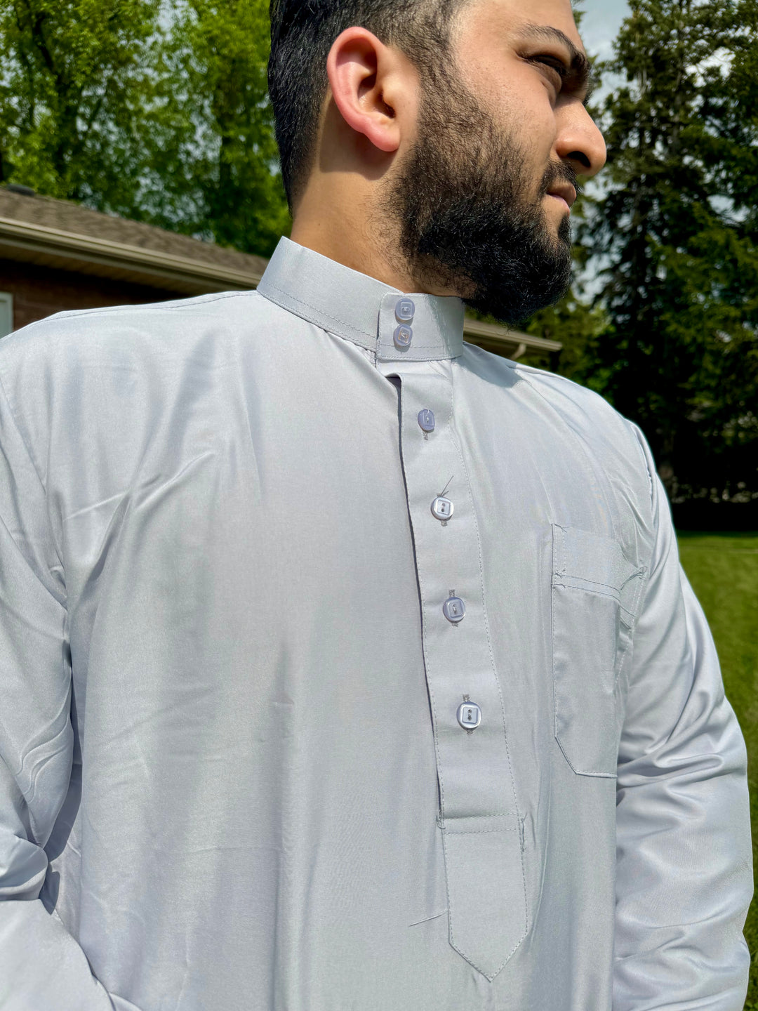 Saudi Sheikh in Sterling | Thobe for Refined Elegance