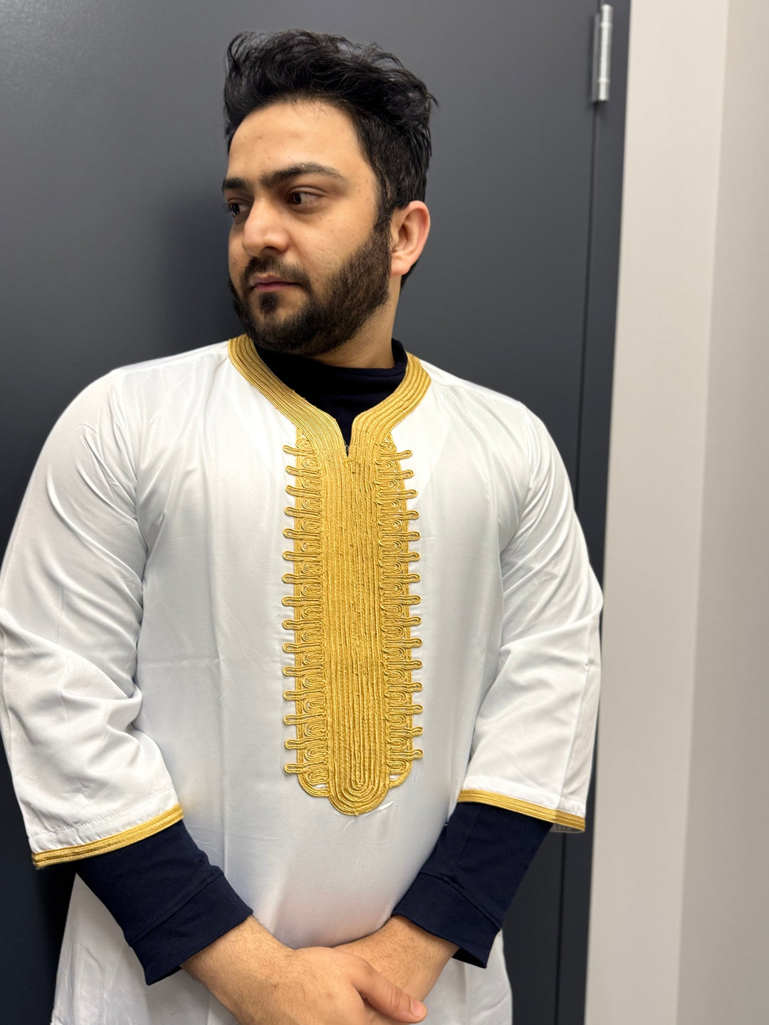 Elite Embroidered Half-Sleeve Djellaba White and Gold | Luxury & Comfort