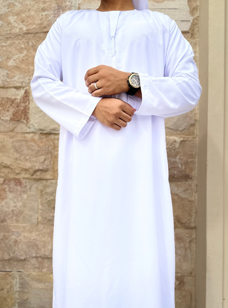 Emirati Sheikh Snow White Kandura | Classic Elegance for Men