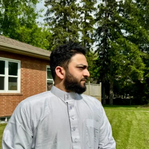 Saudi Sheikh in Sterling | Thobe for Refined Elegance
