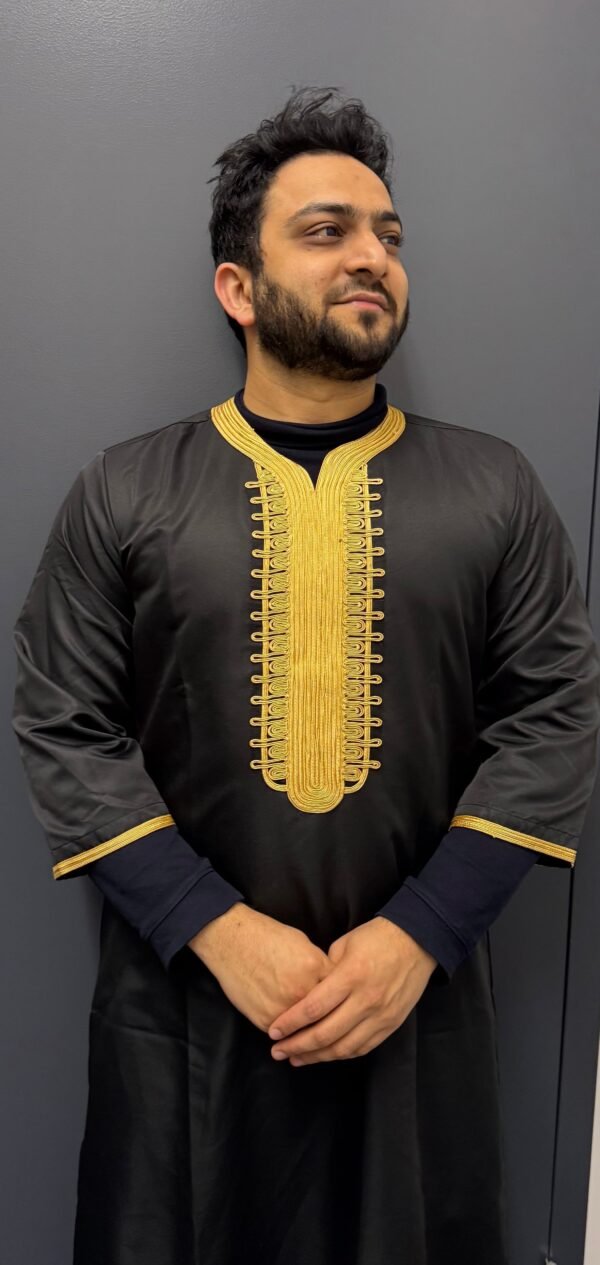 Elite Embroidered Half-Sleeve Djellaba Black and Gold | Luxury & Comfort - Image 3