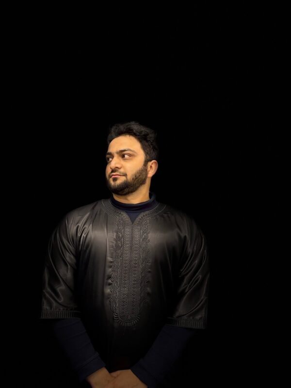 Elite Half-Sleeve Djellaba Black Minimalistic Luxury | Elegant & Comfort - Image 3