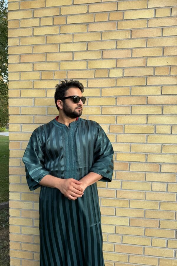 Moroccan Djellaba Thobe Emerald Green | Style & Comfort - Image 5